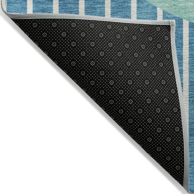 Machine Washable Indoor/ Outdoor Modern Sunrise Chantille Rug