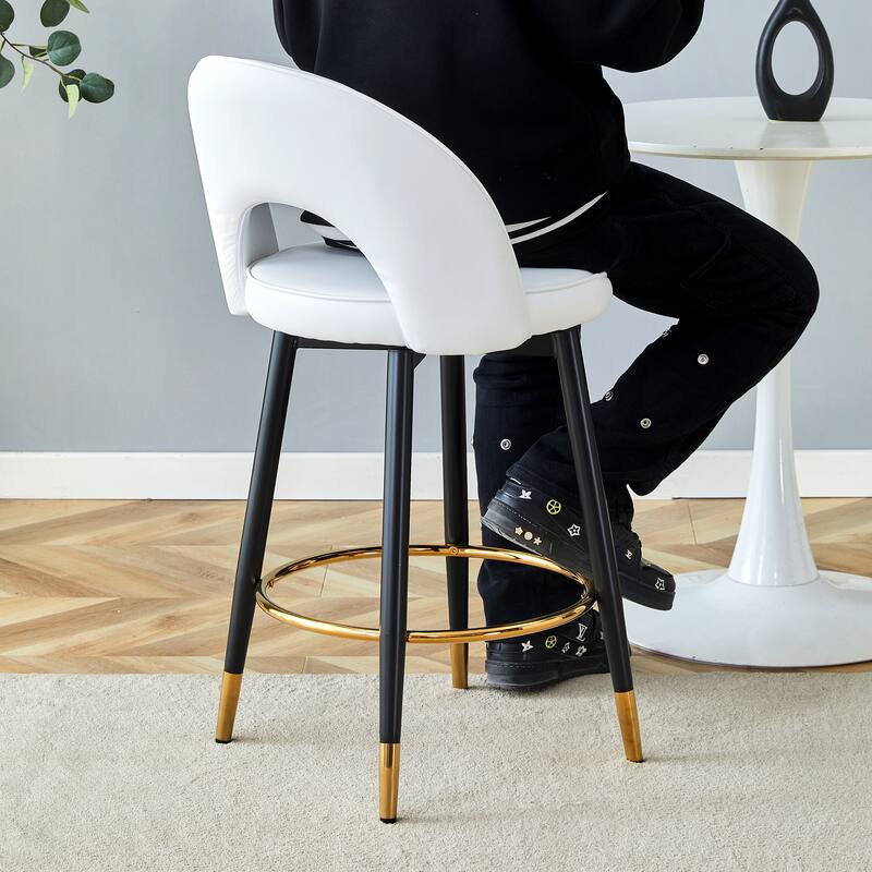 360 ° rotatable bar chair.Modern PU comfortable upholstered bar chair with smooth and beautiful black metal legs