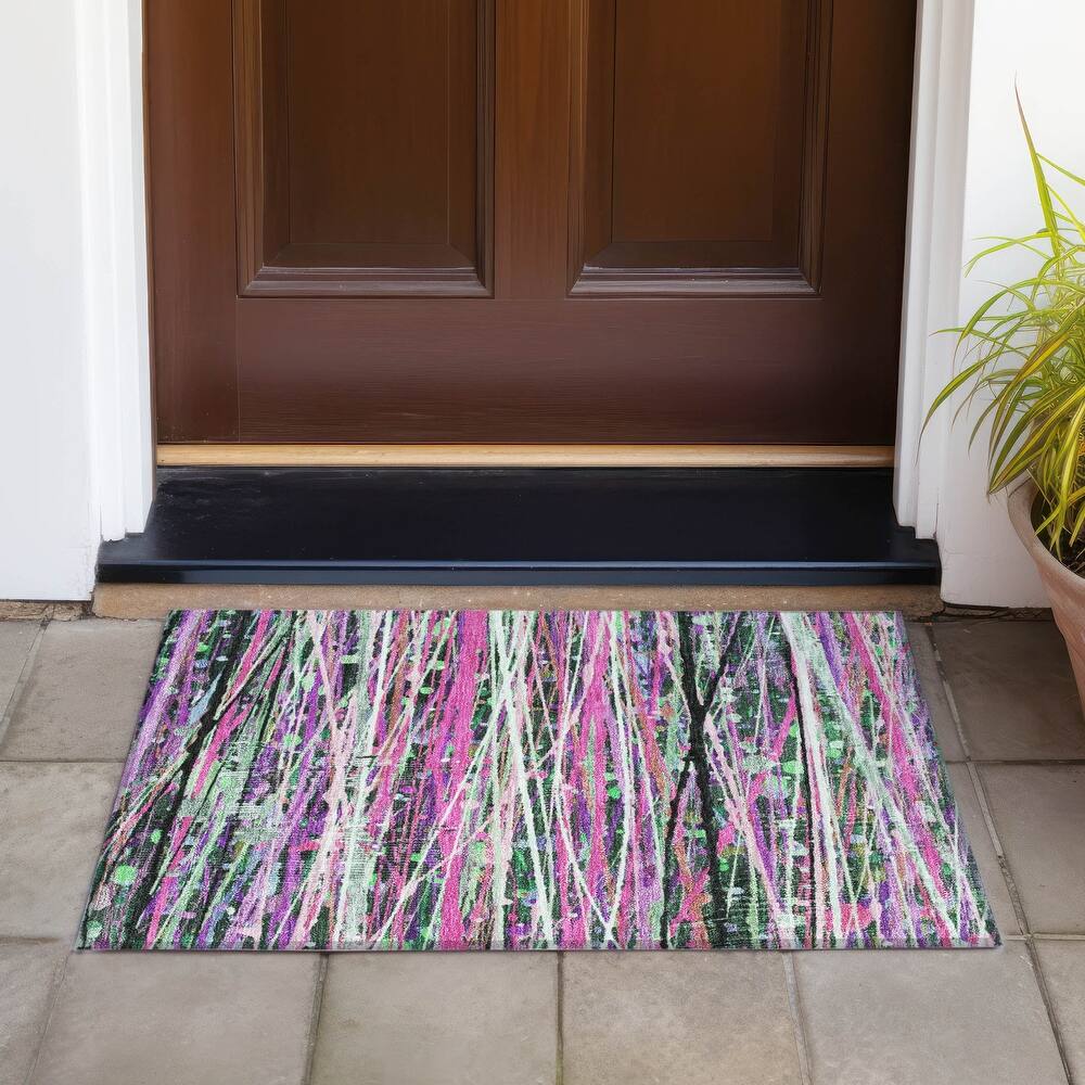 Machine Washable Indoor/Outdoor Abstract Stripes Chantille Rug