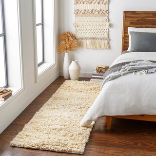Livabliss Haukipudas Handmade Plush Shag Wool Area Rug