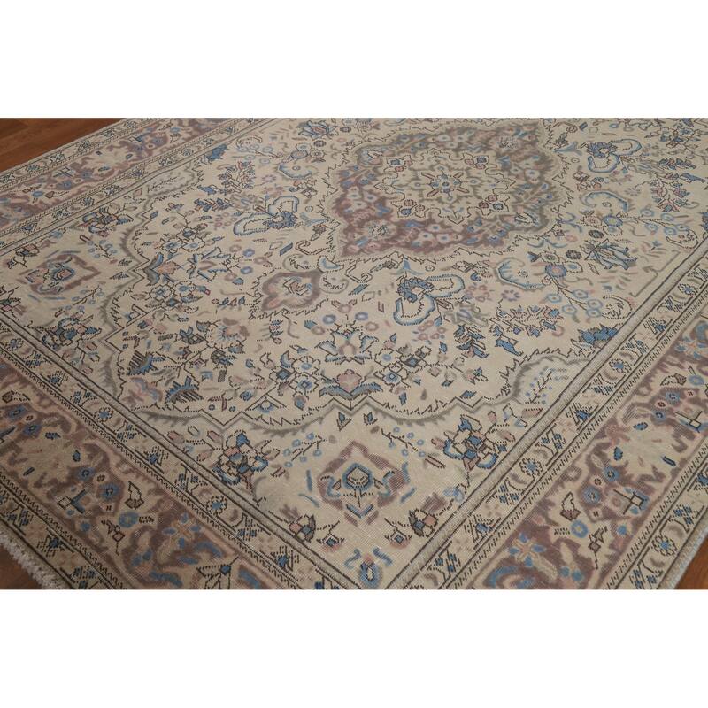 Traditional Tabriz Persian Vintage Rug Hand-Knotted Wool Carpet - 6'8" x 9'7"
