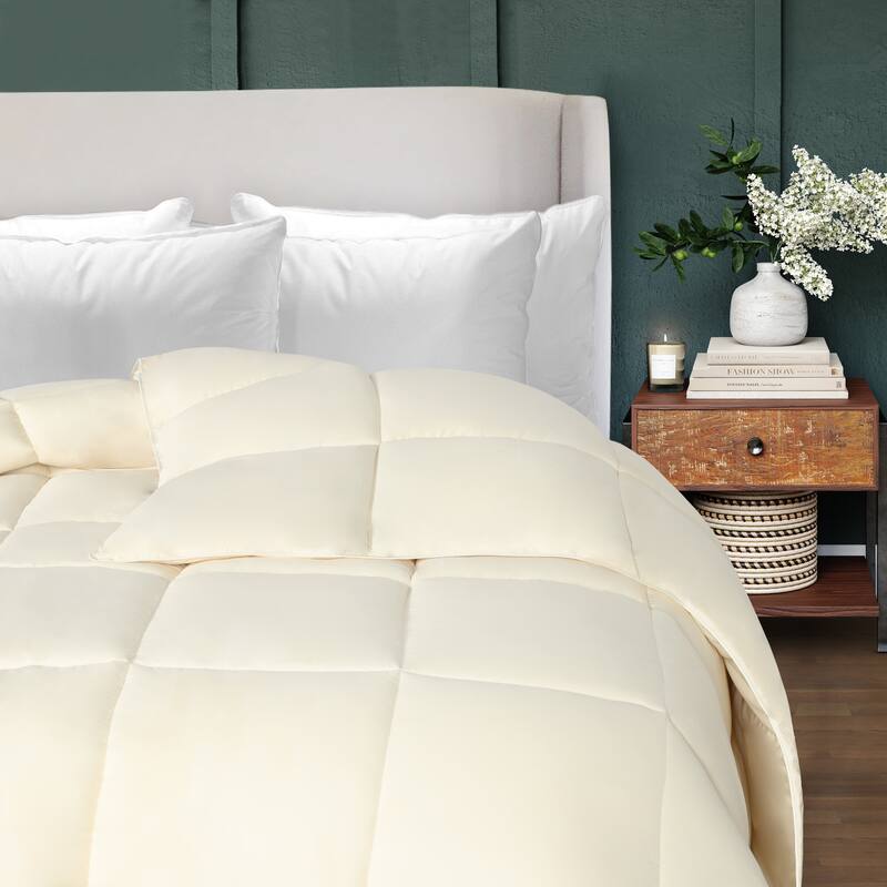 Superior Oversized All Season Down Alternative Reversible Comforter