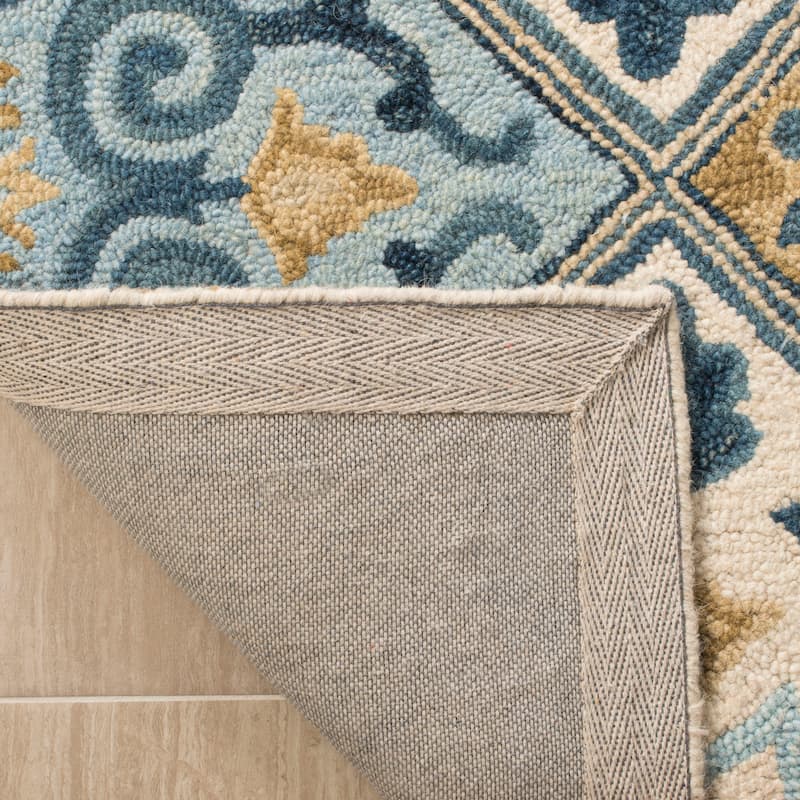 SAFAVIEH Handmade Suzani Rosanda Boho Tribal Wool Rug