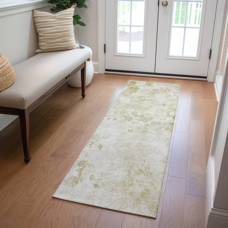 Machine Washable Indoor/ Outdoor Chantille Vanishing Floral Rug - Khaki - 2'3" x 7'6"