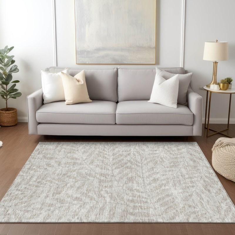Machine Washable Indoor/ Outdoor Chantille Palm Rug