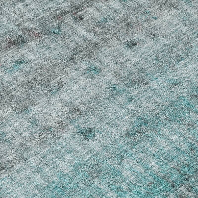 Machine Washable Indoor/ Outdoor Ombre Stripes Chantille Rug