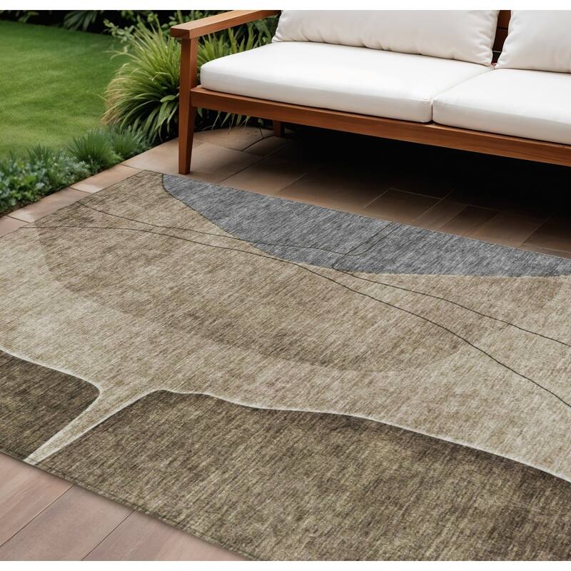HomeRoots Abstract Transitional Rectangle Outdoor Rug - 8' X 10'