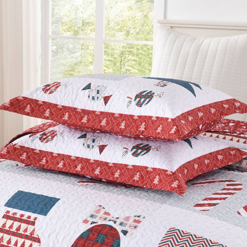 3 Pcs Lightweight Polyester Christmas Quilt Set