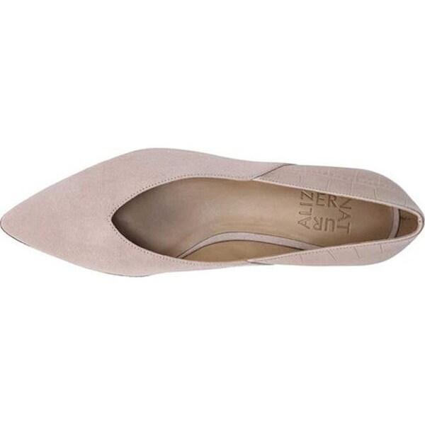 naturalizer betty pump