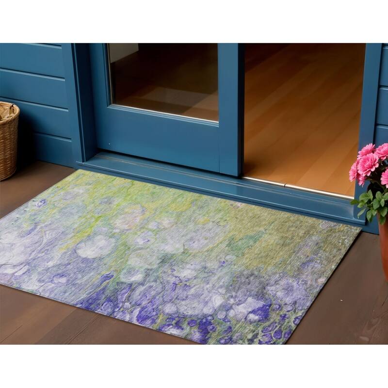 HomeRoots Abstract Transitional Rectangle Outdoor Rug - 3' x 5'