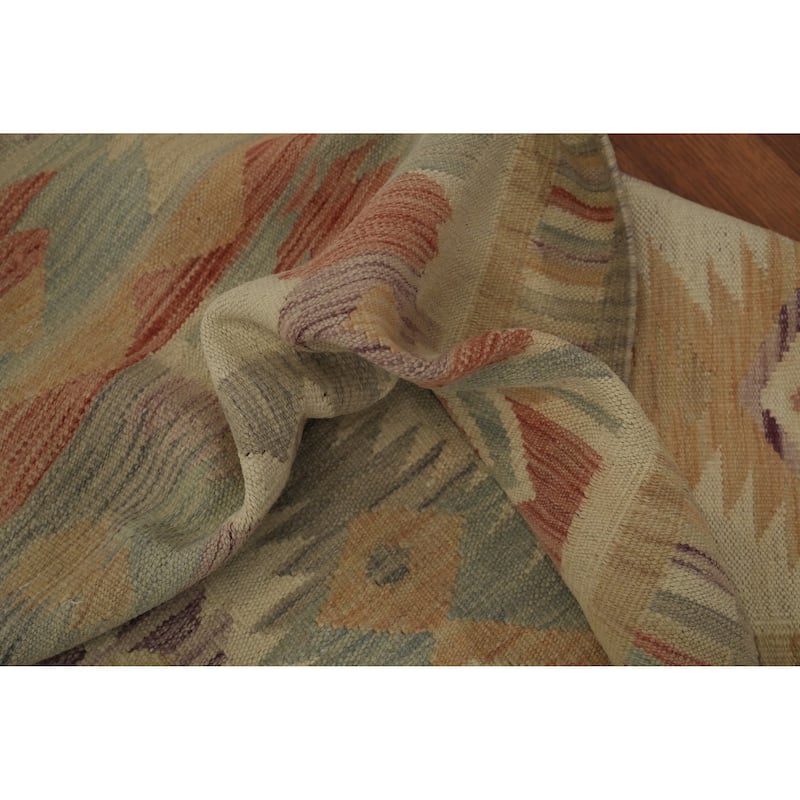 Hand Woven Oriental 100% Wool Carpet Southwestern Tribal Beige & Ivories Kilim Area Rug - 6' 11'' X 5' 0''