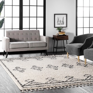 Nuloom Mackie Moroccan Tasseled Shag Area Rug