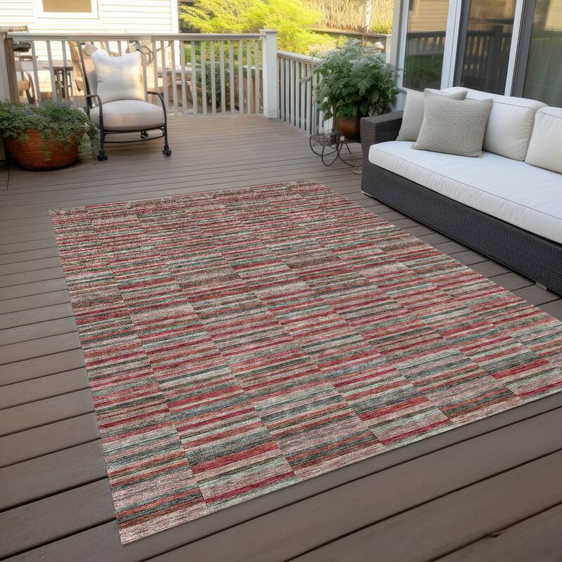 Machine Washable Indoor/ Outdoor Chantille Contemporary Geo Rug