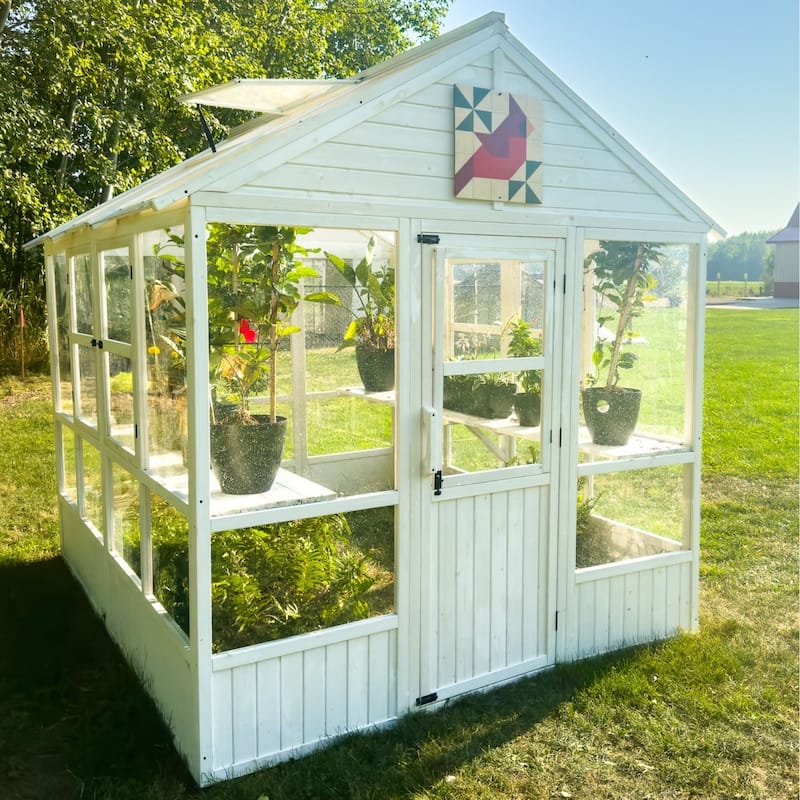 Zylina Greenhouse & Garden Art - Cardinal Quilt