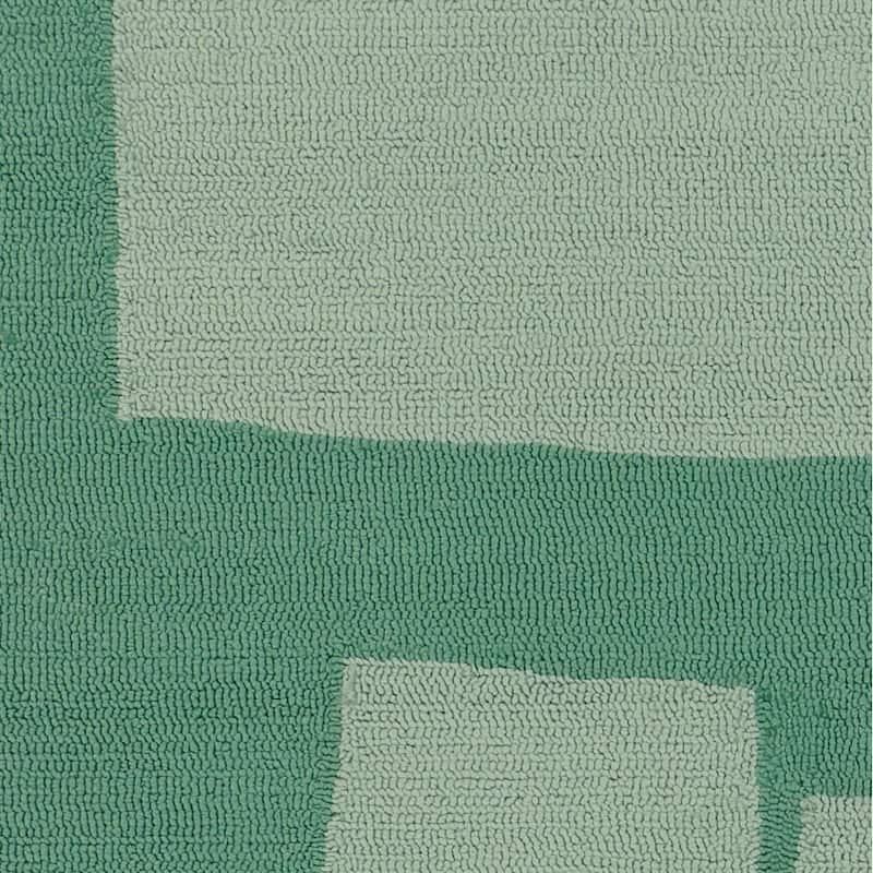 Hand-Hooked Hallie Novelty Indoor/ Outdoor Area Rug