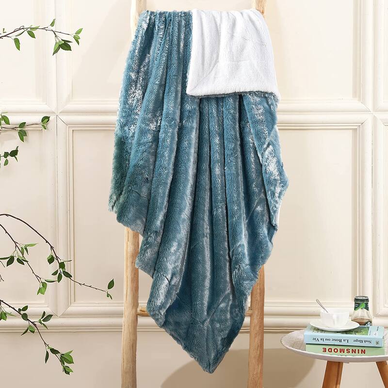 Home Soft Things HST Fauxfur Throw Super Soft Cozy Blankets