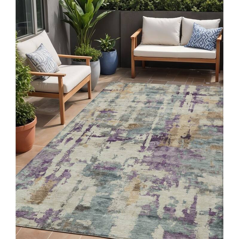 HomeRoots Abstract Transitional Rectangle Outdoor Rug - 5' X 8'