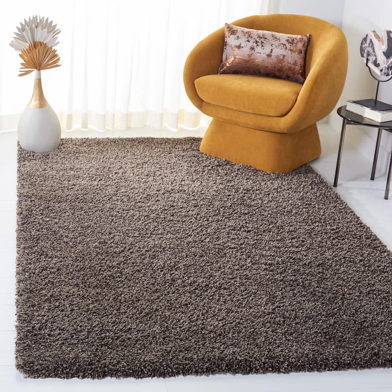 SAFAVIEH Santa Monica Shag Einara 2-inch Thick Area Rug - 3' x 5' - Mushroom - Rectangle