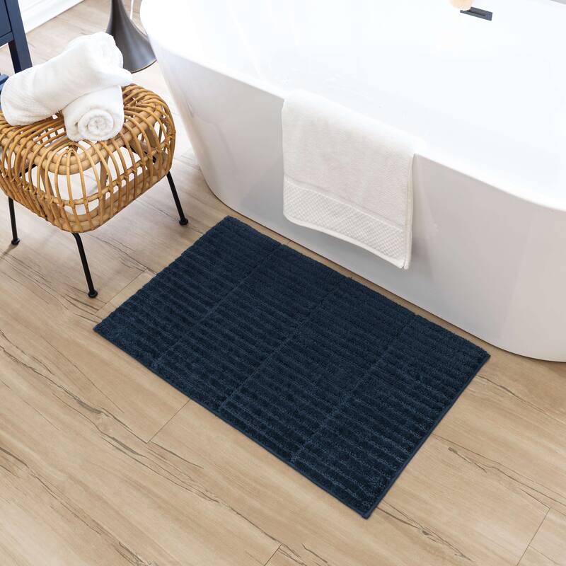 Mohawk Home Sanctuary Machine Washable Bath Mat