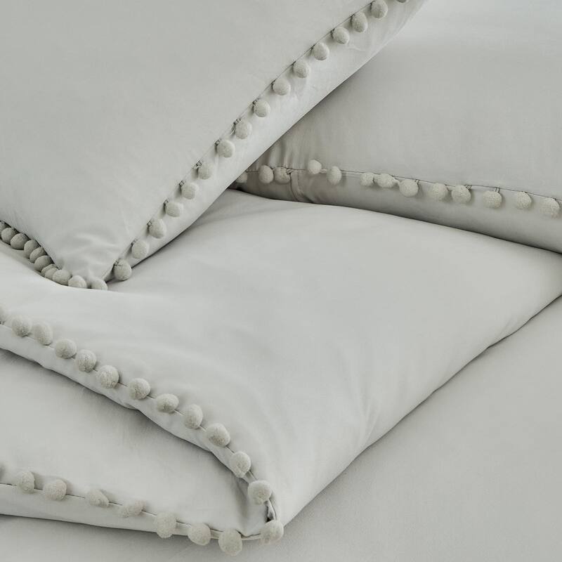 Pre-Washed 3-piece Pom Pom Duvet Cover Set