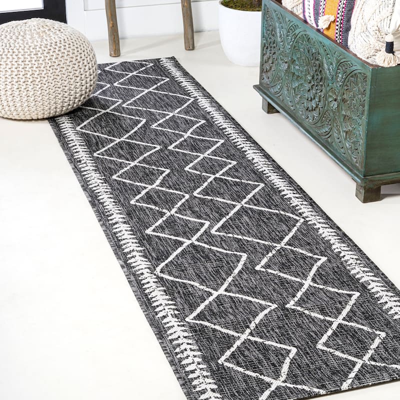 JONATHAN Y Kafel Tribal Diamond Trellis Indoor/Outdoor Area Rug