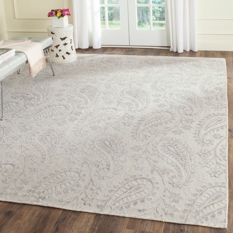SAFAVIEH Handmade Mirage Susie Paisley Modern Abstract Viscose Rug - 6' x 9' - Ivory/Silver - Rectangle