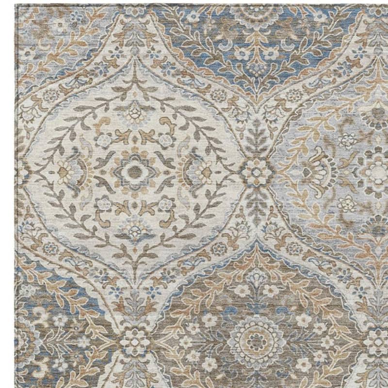 HomeRoots Floral Traditional Rectangle Outdoor Rug