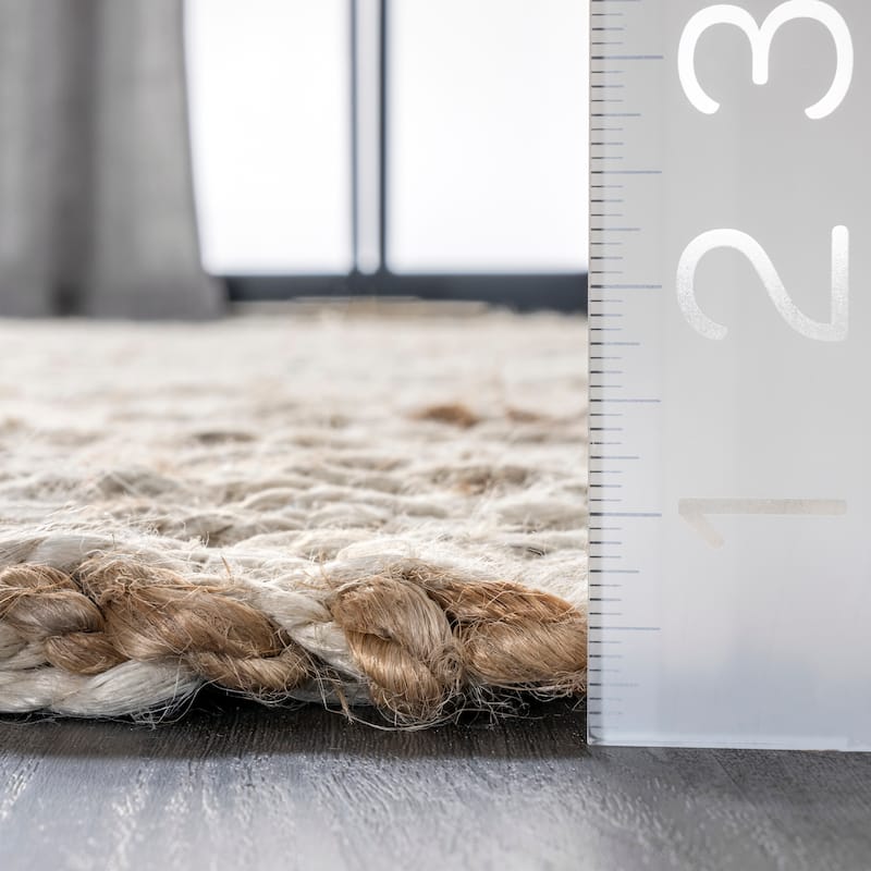 Nuloom Vania Chevron Jute Area Rug