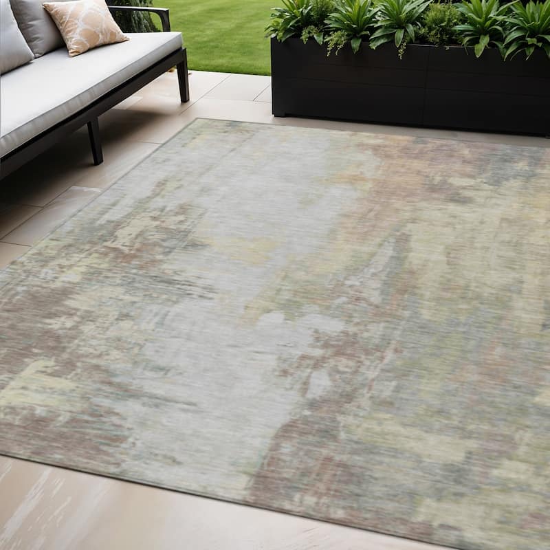 HomeRoots Abstract Transitional Rectangle Outdoor Rug - 5' X 8'