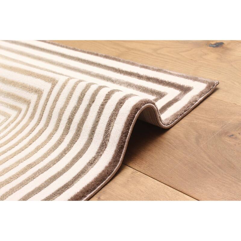 ECARPETGALLERY Machine Made Ramona Tan Area Rug