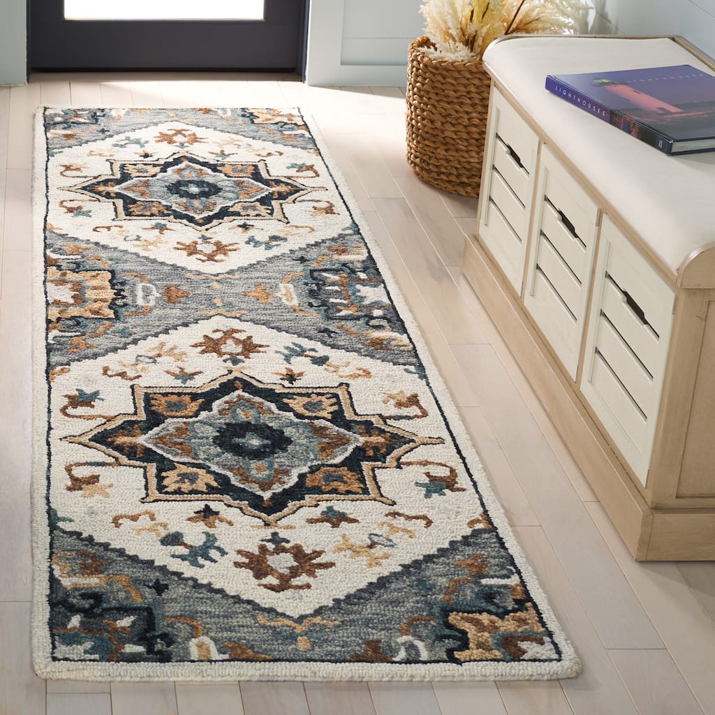 SAFAVIEH Handmade Heritage Ombre Traditional Wool Rug