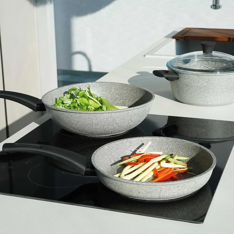 Flonal 8-Piece Forged Aluminum Non-Stick Cookware Set