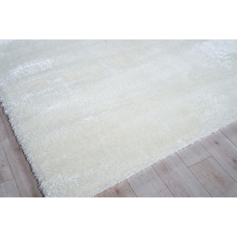 EXQUISITE RUGS Luxe Shag Power-loomed Polyester/Microfiber Ivory Area Rug.