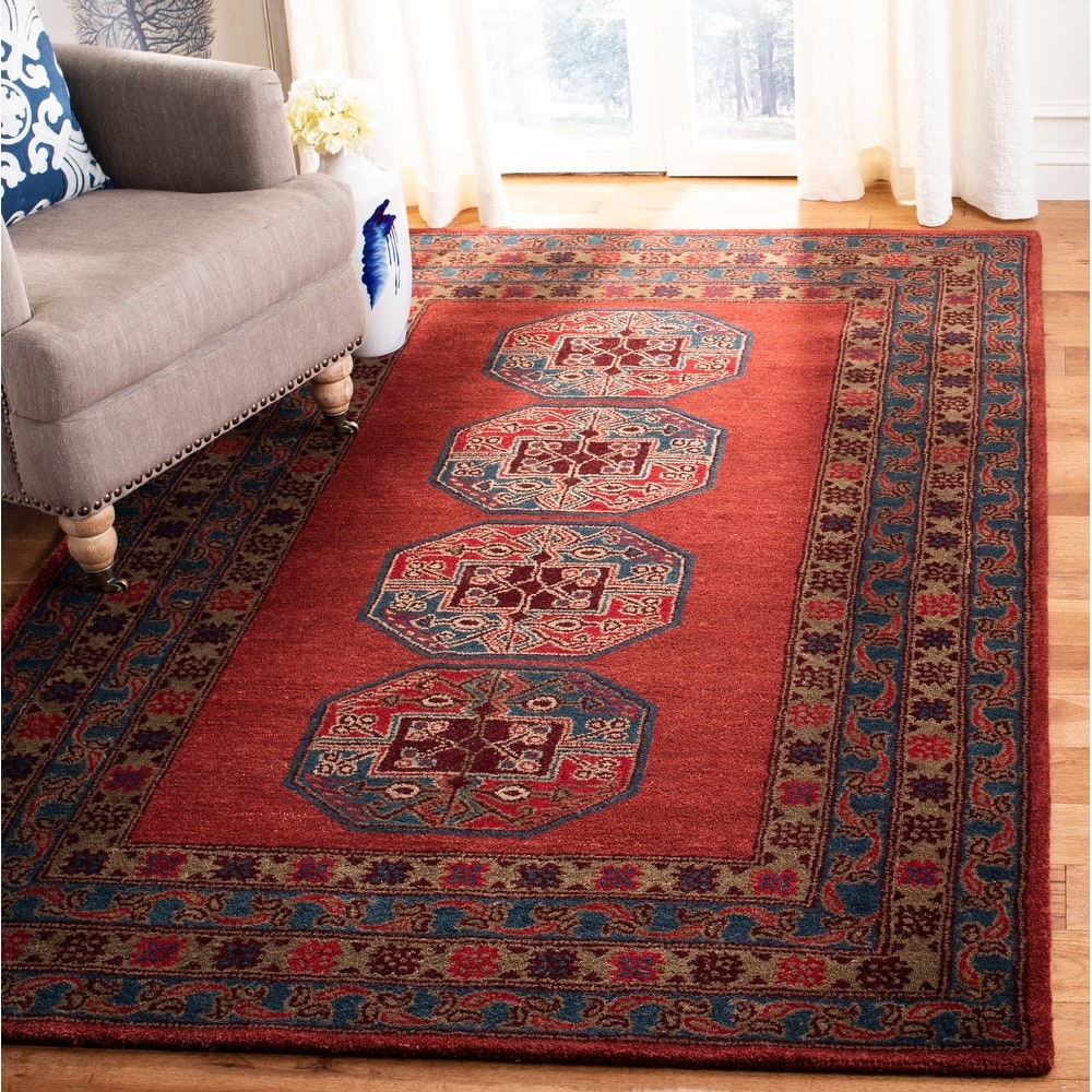 SAFAVIEH Handmade Heritage Katla Traditional Oriental Wool Rug