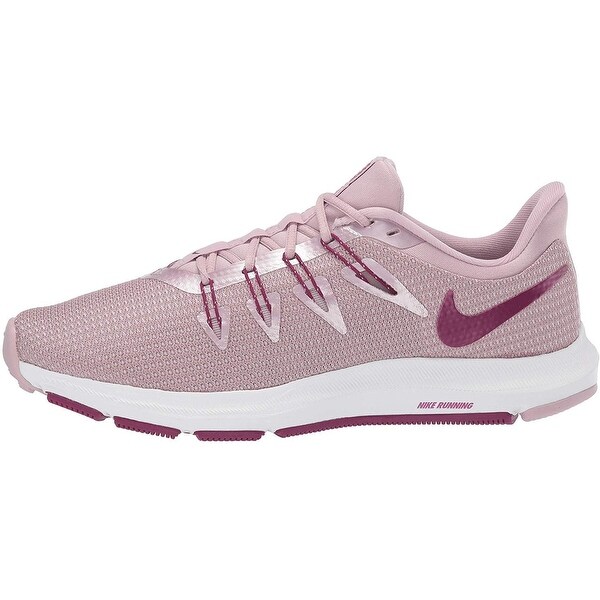 nike quest plum chalk true berry
