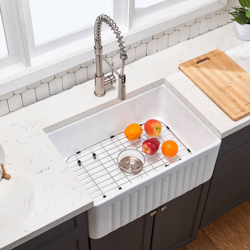 Farmhouse Kitchen Sink with Grid and Strainer - White