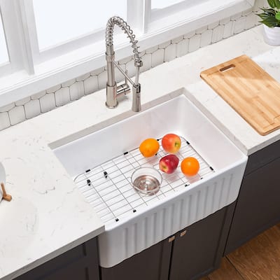 Fireclay 33" L X 20" W Farmhouse Kitchen Sink with Grid and Strainer