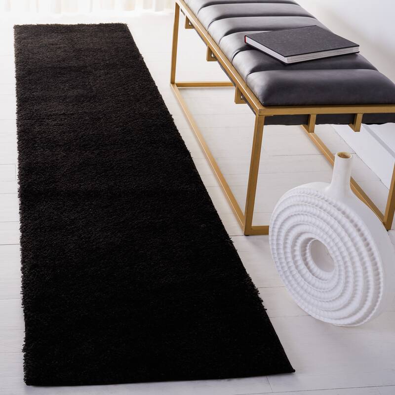 SAFAVIEH Tahoe Shag Indiana Solid 1.2-inch Thick Rug - 2' x 9' Runner - Black