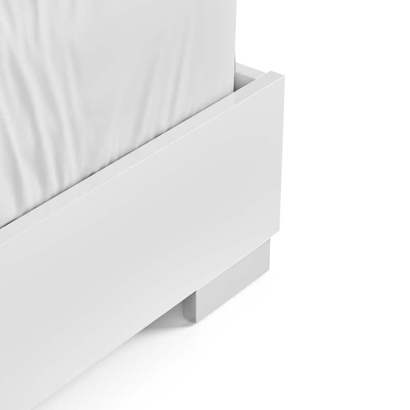 Furniture of America Erina Modern Glossy Panel Bed with LED Light Headboard