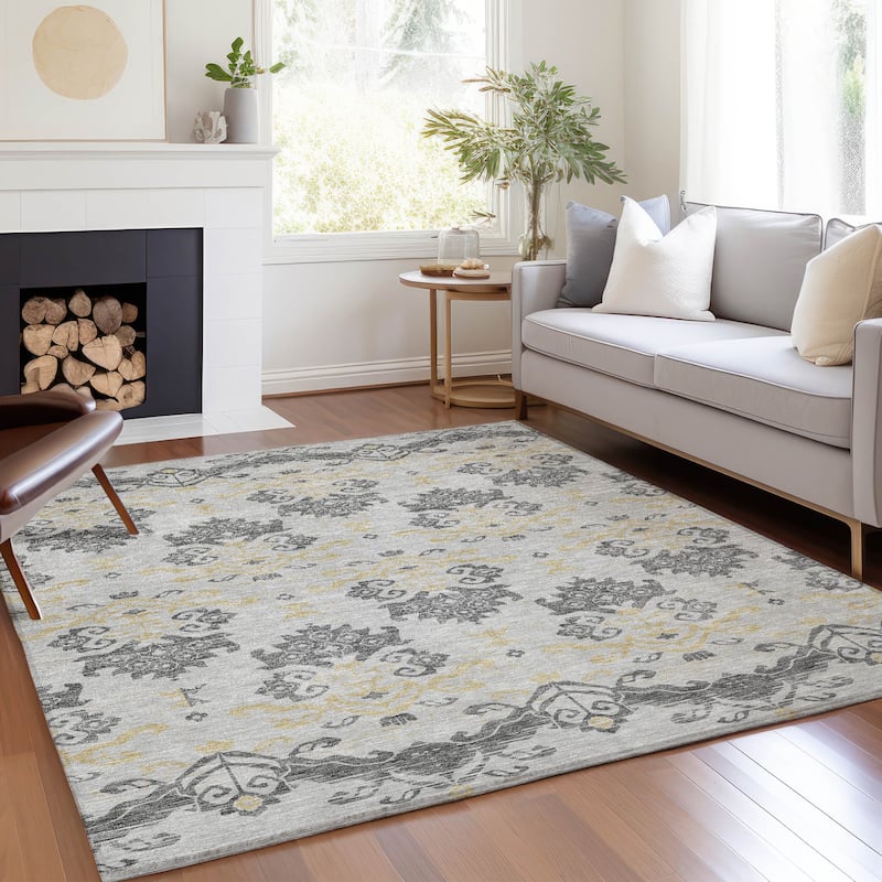 Machine Washable Indoor/ Outdoor Chantille Damask Medallion Rug