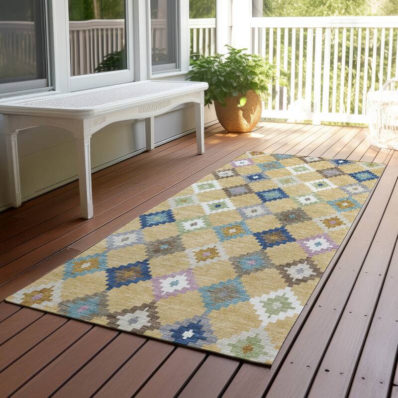 Machine Washable Indoor/ Outdoor Global Ahmet Chantille Rug - Gold - 2'3" x 7'6"