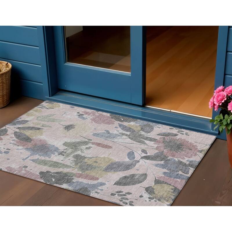 HomeRoots Floral Transitional Rectangle Outdoor Rug - Blue/Grey - 3' x 5'