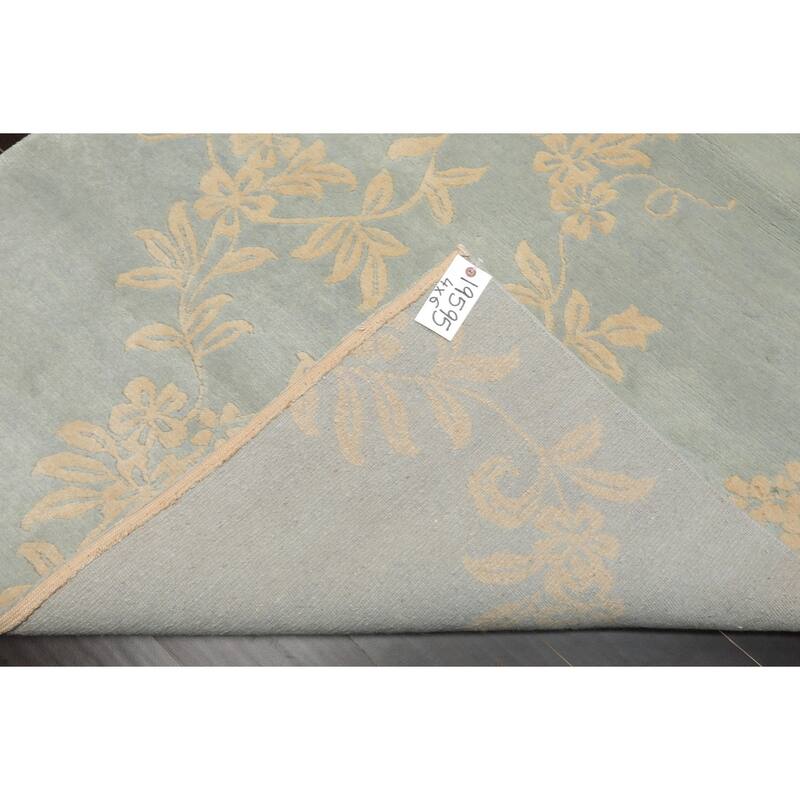Tibetan Transitional Floral Swiss Wash 4x6 Hand Knotted Wool Aqua Rug - 4' x 6'