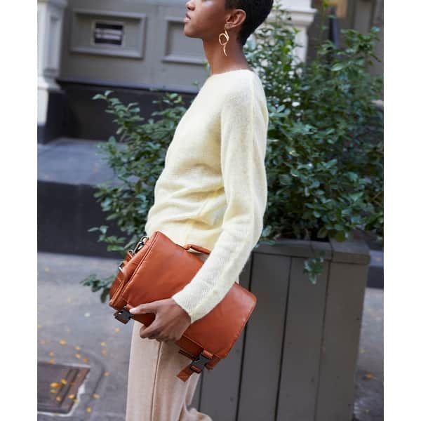 slide 2 of 9, baby changing kit clay