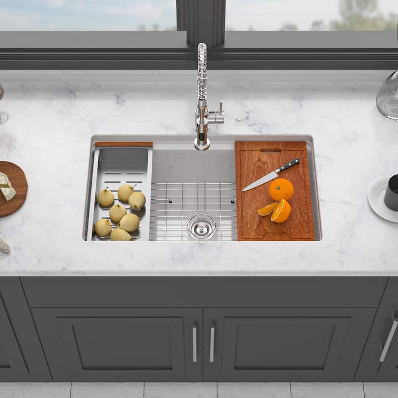 33 Inch Undermount Single Bowl Ceramic Kitchen Sink in White - 33'' x 19'' x 10'' - White - 33'' x 19'' x 10''