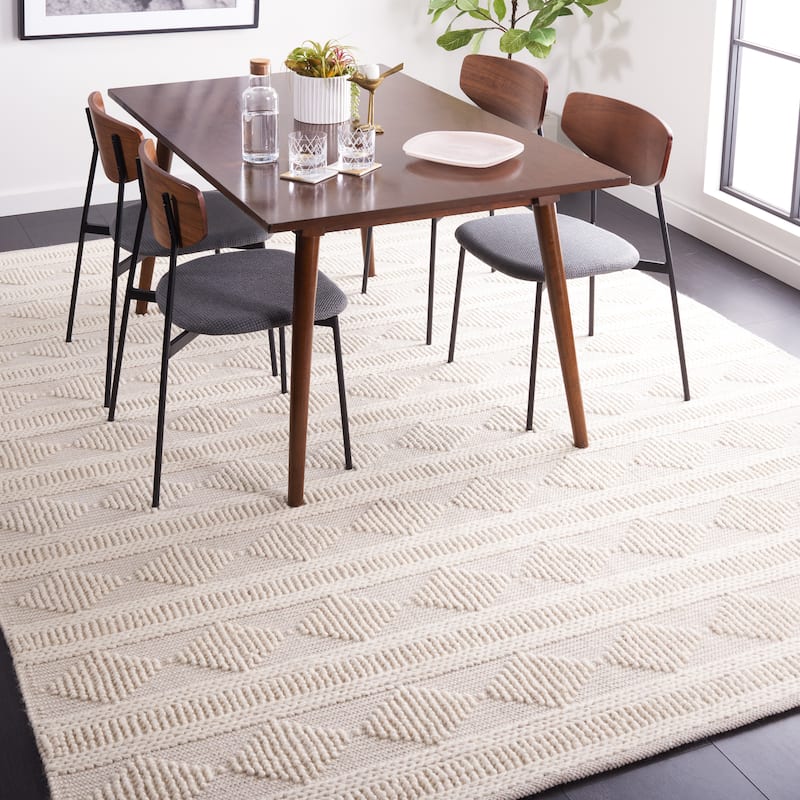 SAFAVIEH Handmade Natura Saroj Boho Wool Rug - 8' x 10' - Ivory/Grey
