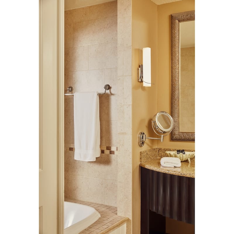 Blade LED Bathroom Vanity Light in Polished Chrome