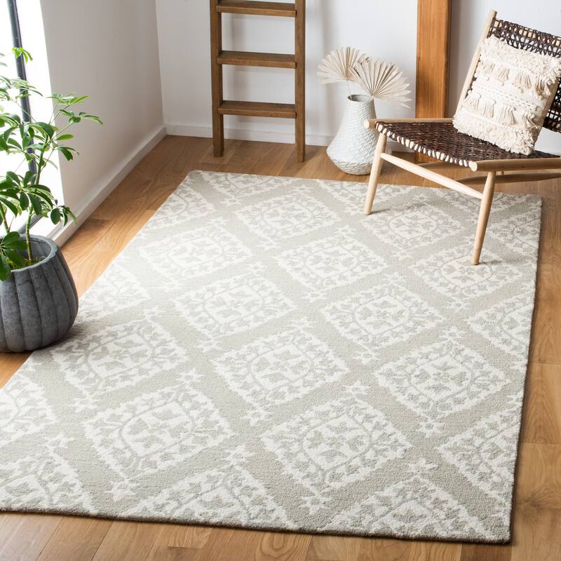 SAFAVIEH Handmade Micro-Loop Hyeong Wool Rug - 5' x 8' - Sage