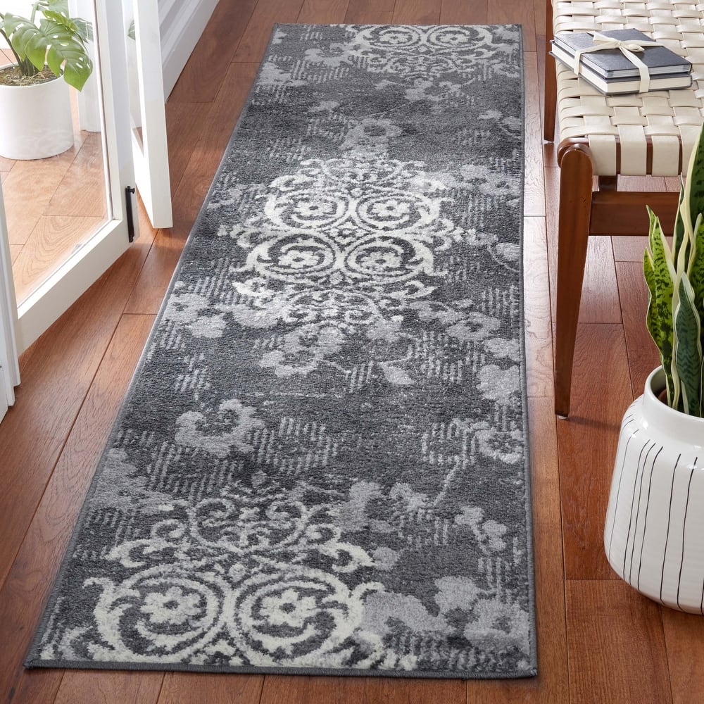 SAFAVIEH, Adirondack Rena Damask Floral Distressed Rug