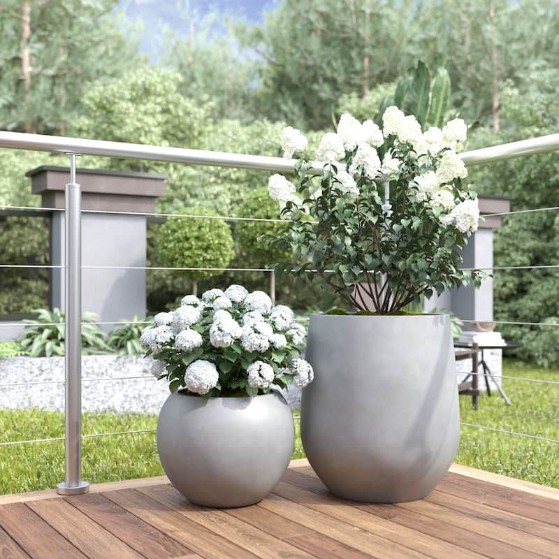 DTY Signature Mount Sherman 1-Piece Fiberstone Planter for Indoor/Outdoor